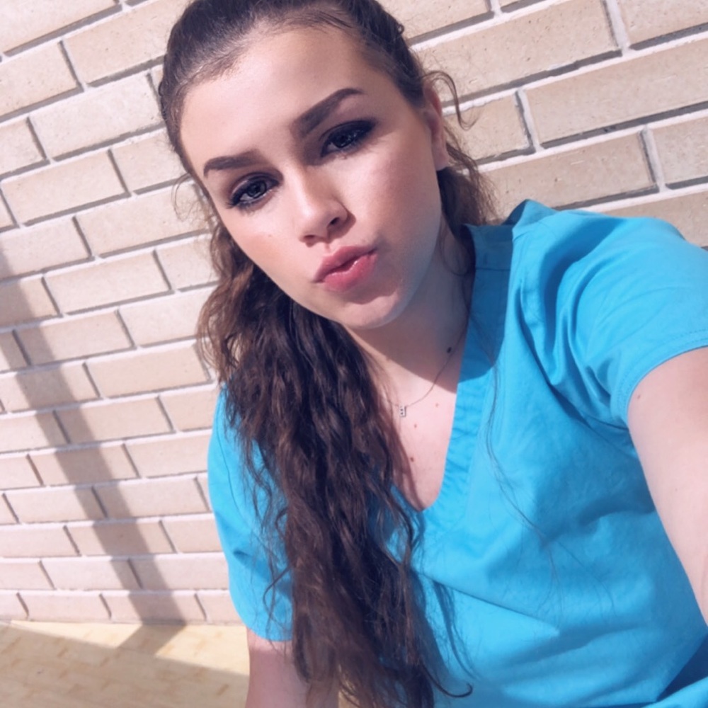 Meet your Posher, Brandi
